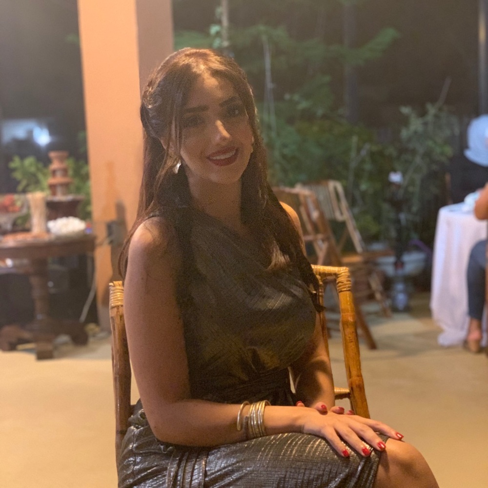 Meet your Posher, Leen